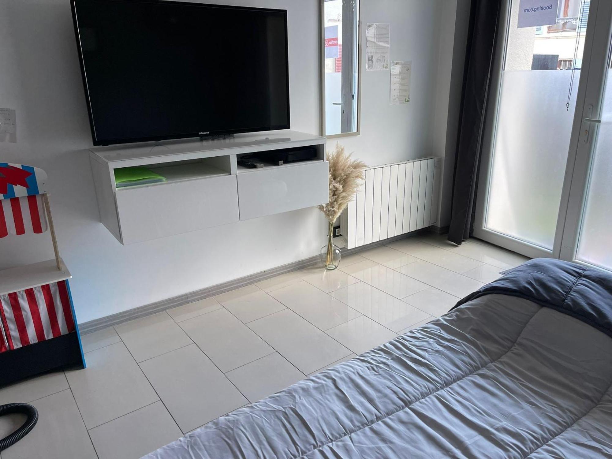 Appartement Villiers Sur Morin Proche De Disneyland Luaran gambar