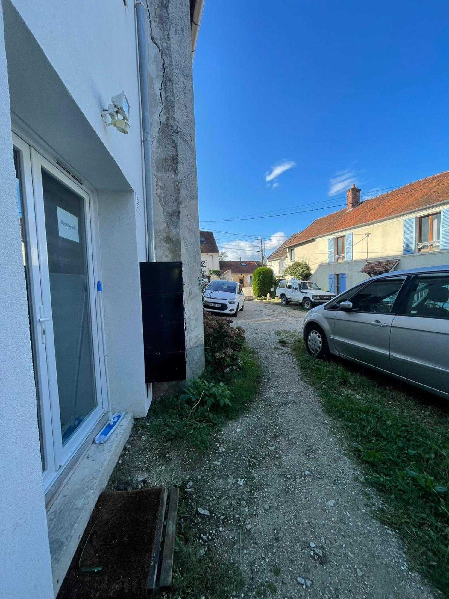 Appartement Villiers Sur Morin Proche De Disneyland Luaran gambar
