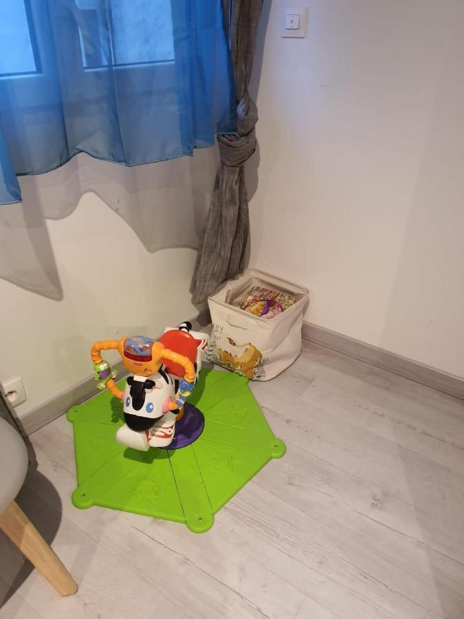 Appartement Villiers Sur Morin Proche De Disneyland Luaran gambar